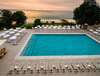 hotel_img